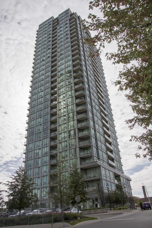 Maplewood Furnished Suites Mississauga Exterior foto