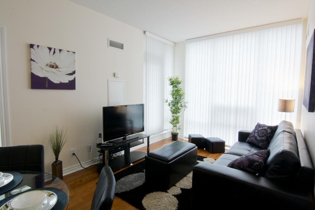 Maplewood Furnished Suites Mississauga Zimmer foto